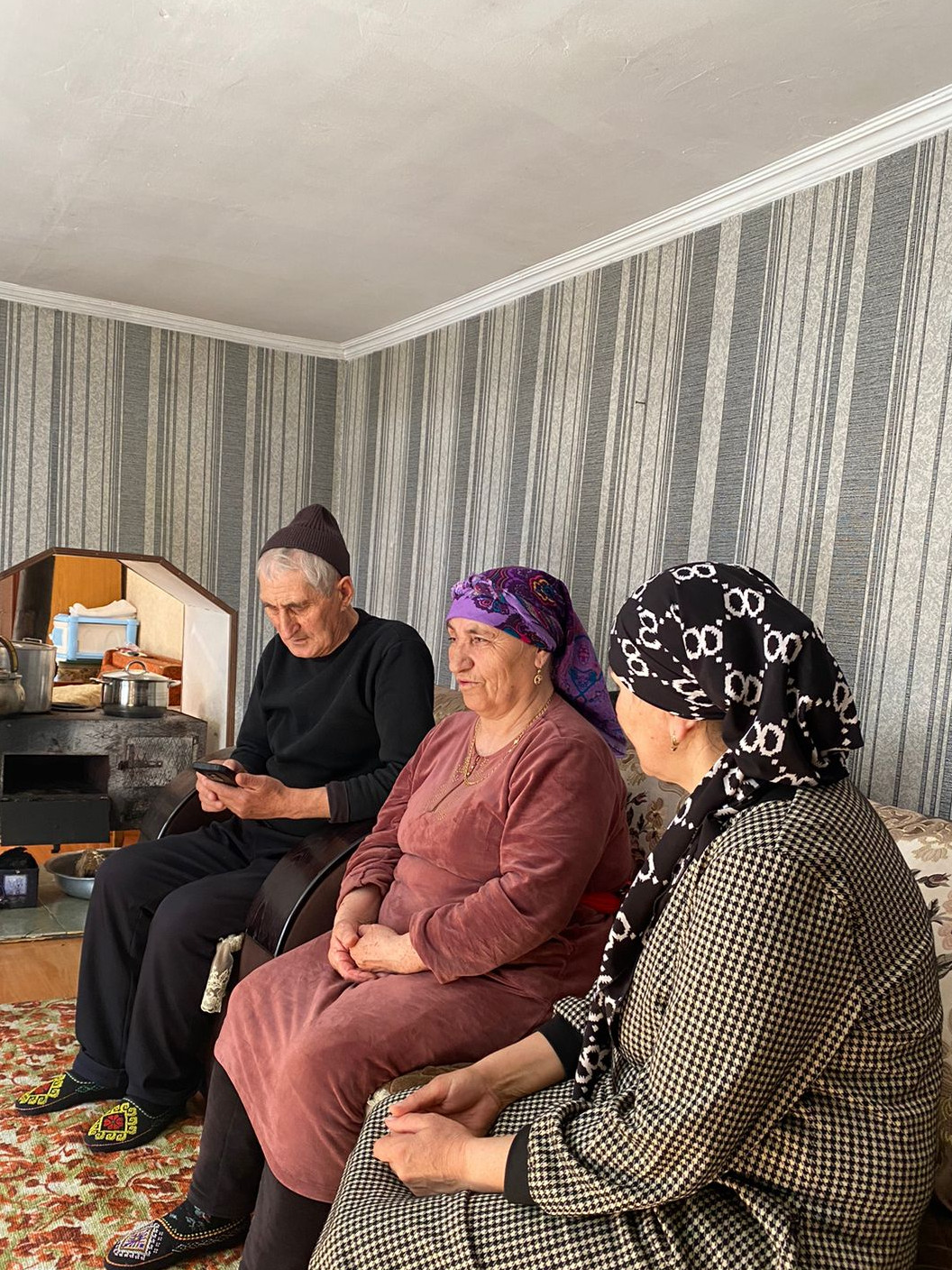 Поздравления матерей ко Дню матерей.